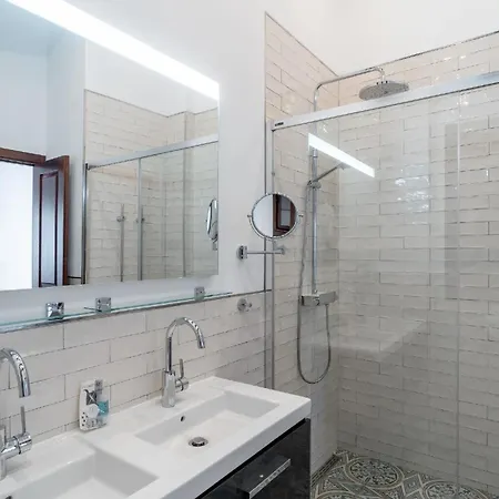 Mit Privatpool Fuer 8 Personen Ca 200 Qm In Nerja, Andalusien Costa Del Sol Casa de Férias