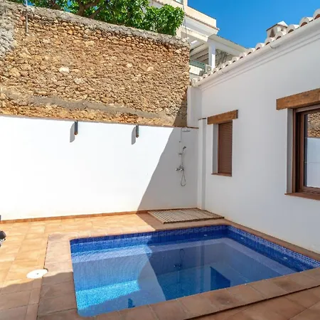 Casa de Férias Mit Privatpool Fuer 8 Personen Ca 200 Qm In Nerja, Andalusien Costa Del Sol