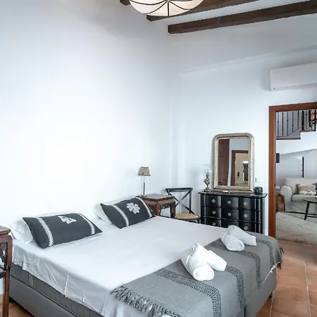 Mit Privatpool Fuer 8 Personen Ca 200 Qm In Nerja, Andalusien Costa Del Sol * Nerja